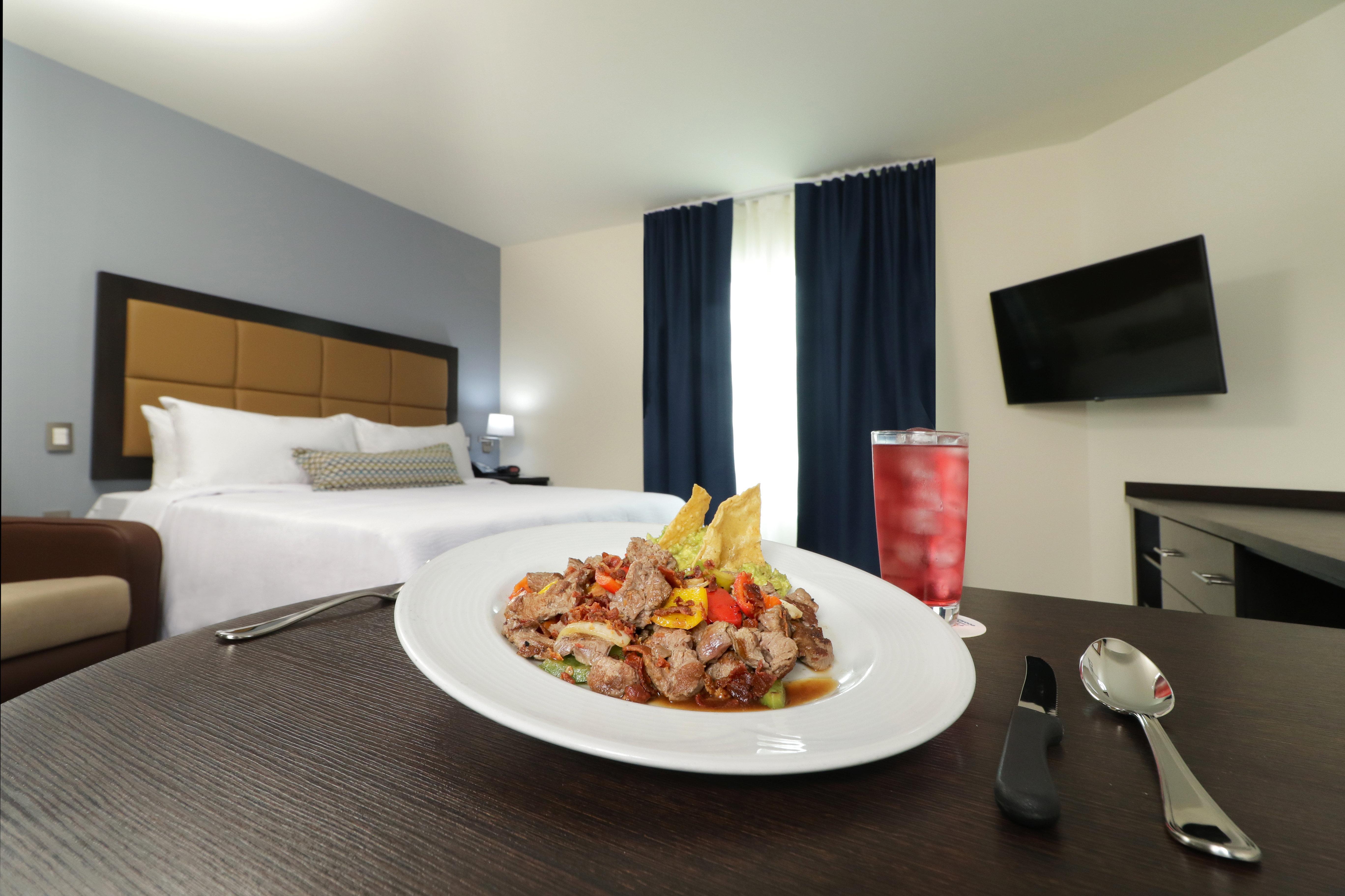 Candlewood Suites Celaya Celaya  Kültér fotó